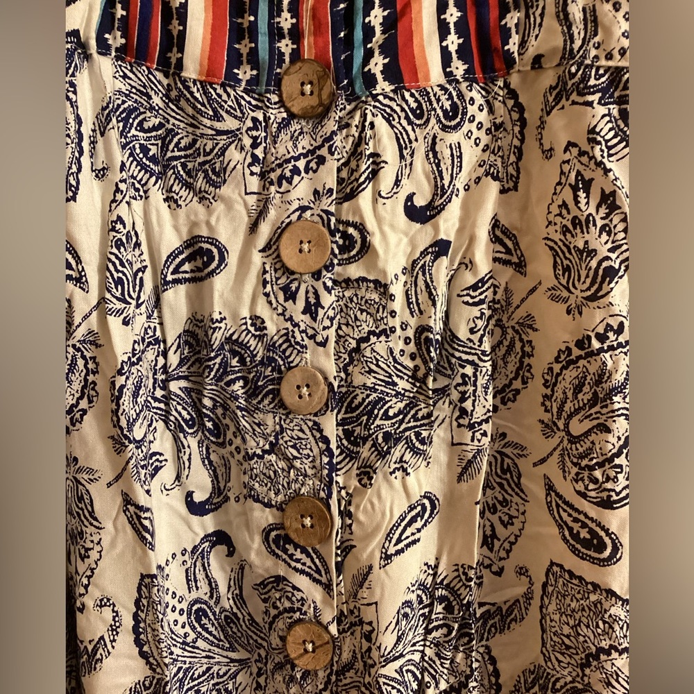 Button Down Paisley Maxi Dress - Picture 4 of 5